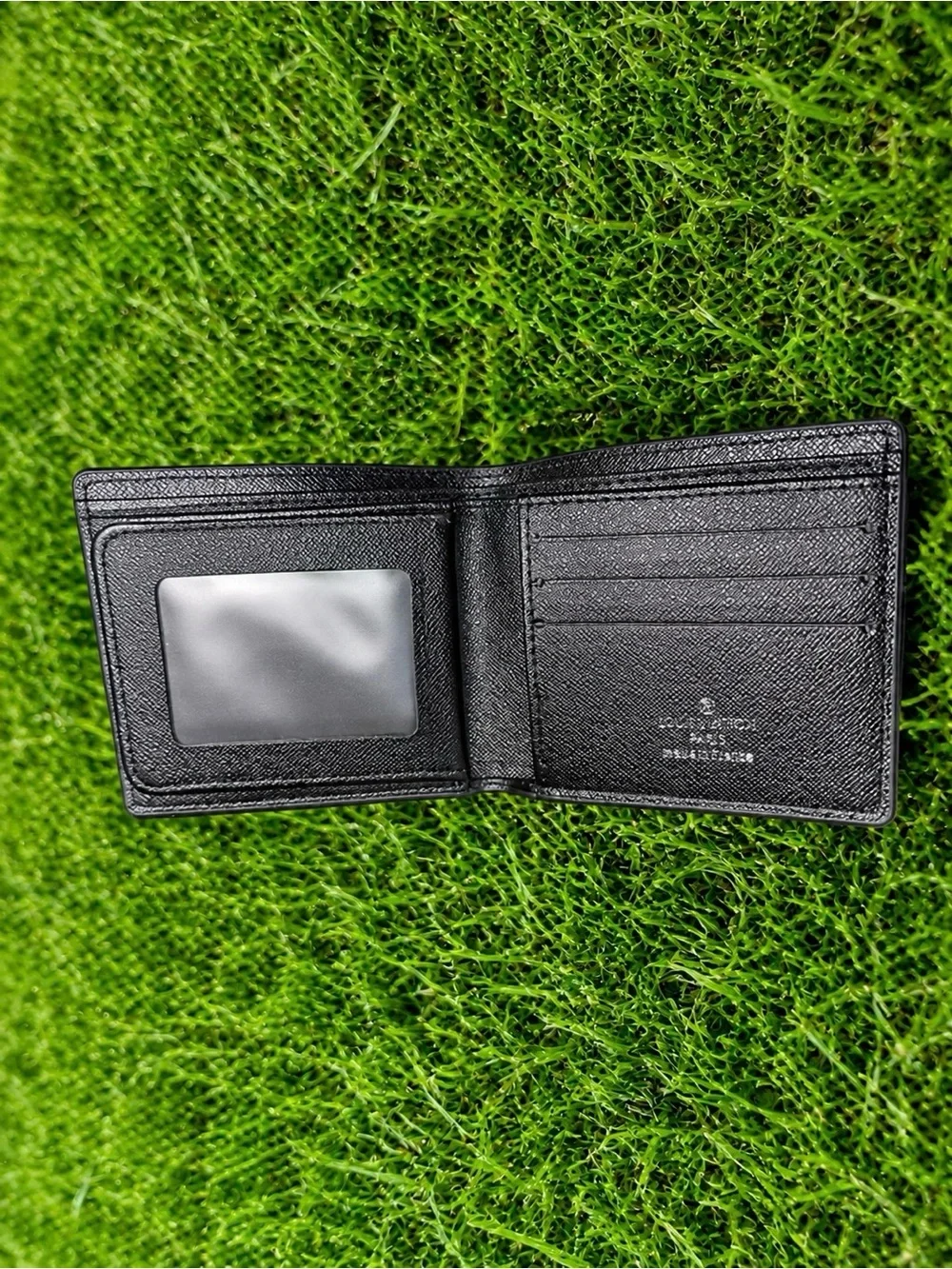 Black & Gray LV Checkered Bifold Wallet – Multiple Card Slots